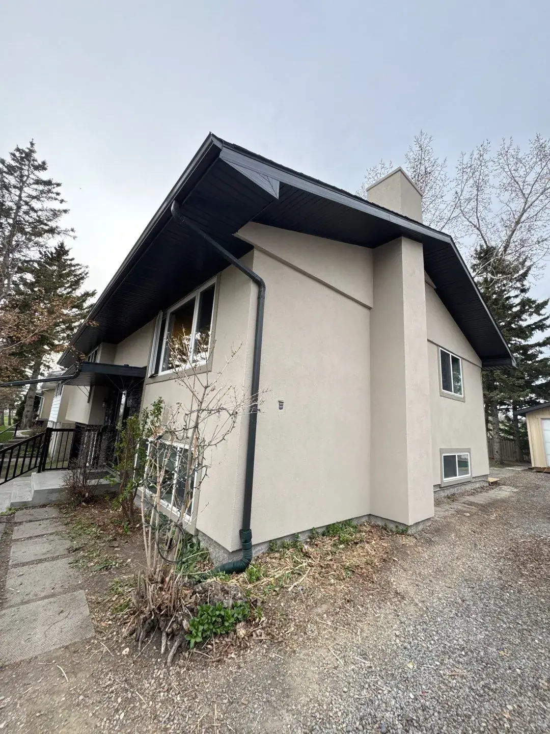 EIFS stucco rebuilt with Graphexcoat woodpecker-resistant finish